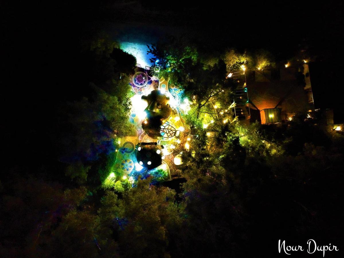Euphoria Art Land - The Blue House Hotel Лимасол Екстериор снимка